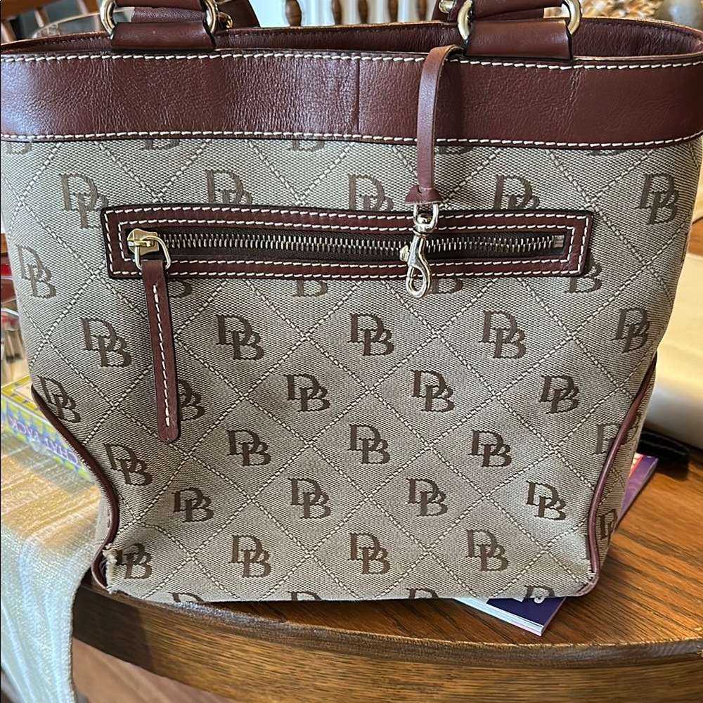 Dooney & Bourke Brown and Tan Tote Bag - Picture 3 of 10